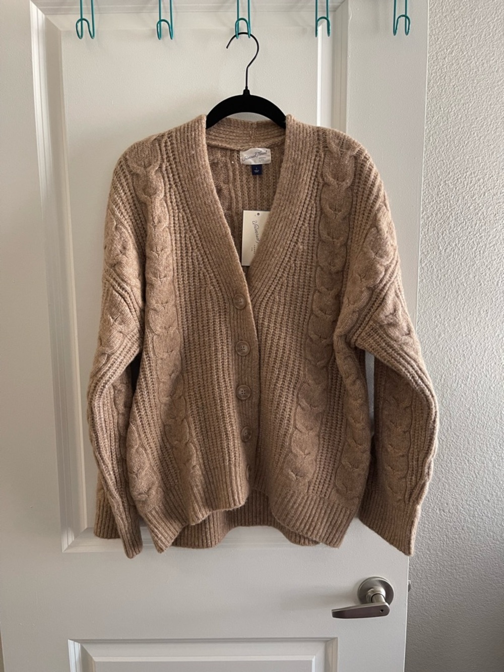 Cardigan sweater